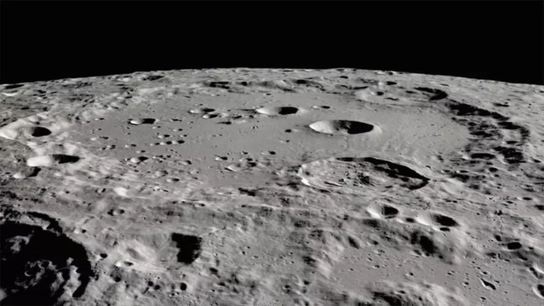 astronomlar-2024-pt5-gok-tasinin-aydan-kopmus-bir-parca-olabilecegini-belirtti-i79Lu5OD.jpg