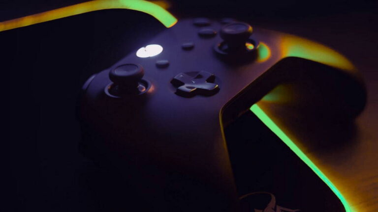 xbox-ve-playstation-icin-yeni-konsollarin-gelmesi-yillar-alabilir-Hikslekg.jpg