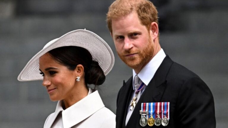 prens-harry-ve-meghan-markle-yeni-netflix-projesinde-bir-arada-olacak-nQgh1ZOh.jpg